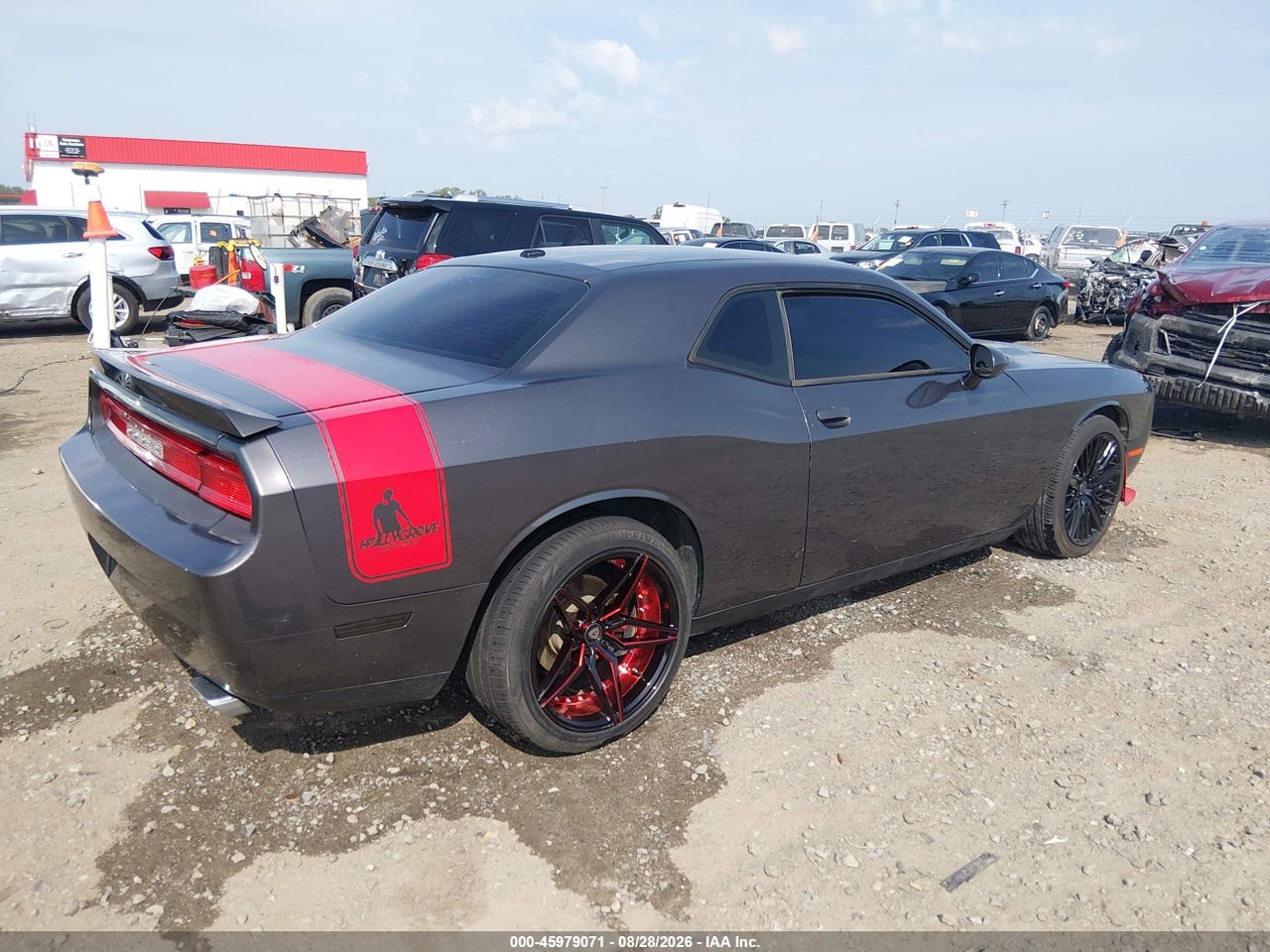 2013 DODGE CHALLENGER SXT · 4/11