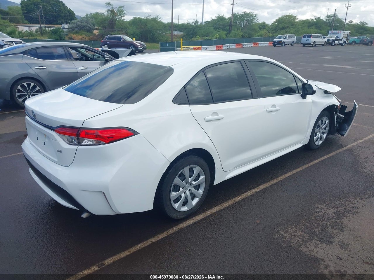 2021 TOYOTA COROLLA LE · 4/11