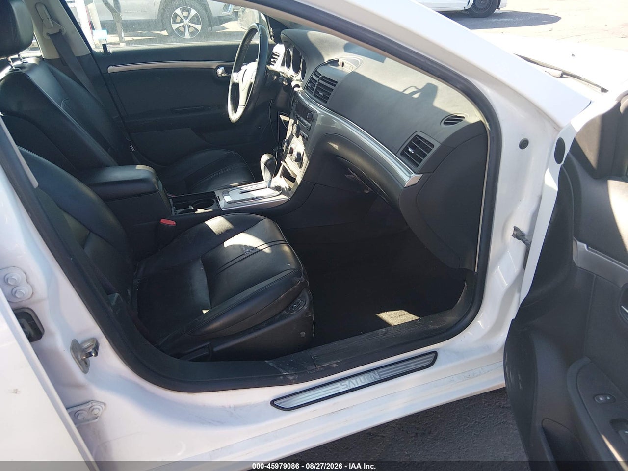 2009 SATURN AURA XR · 5/11