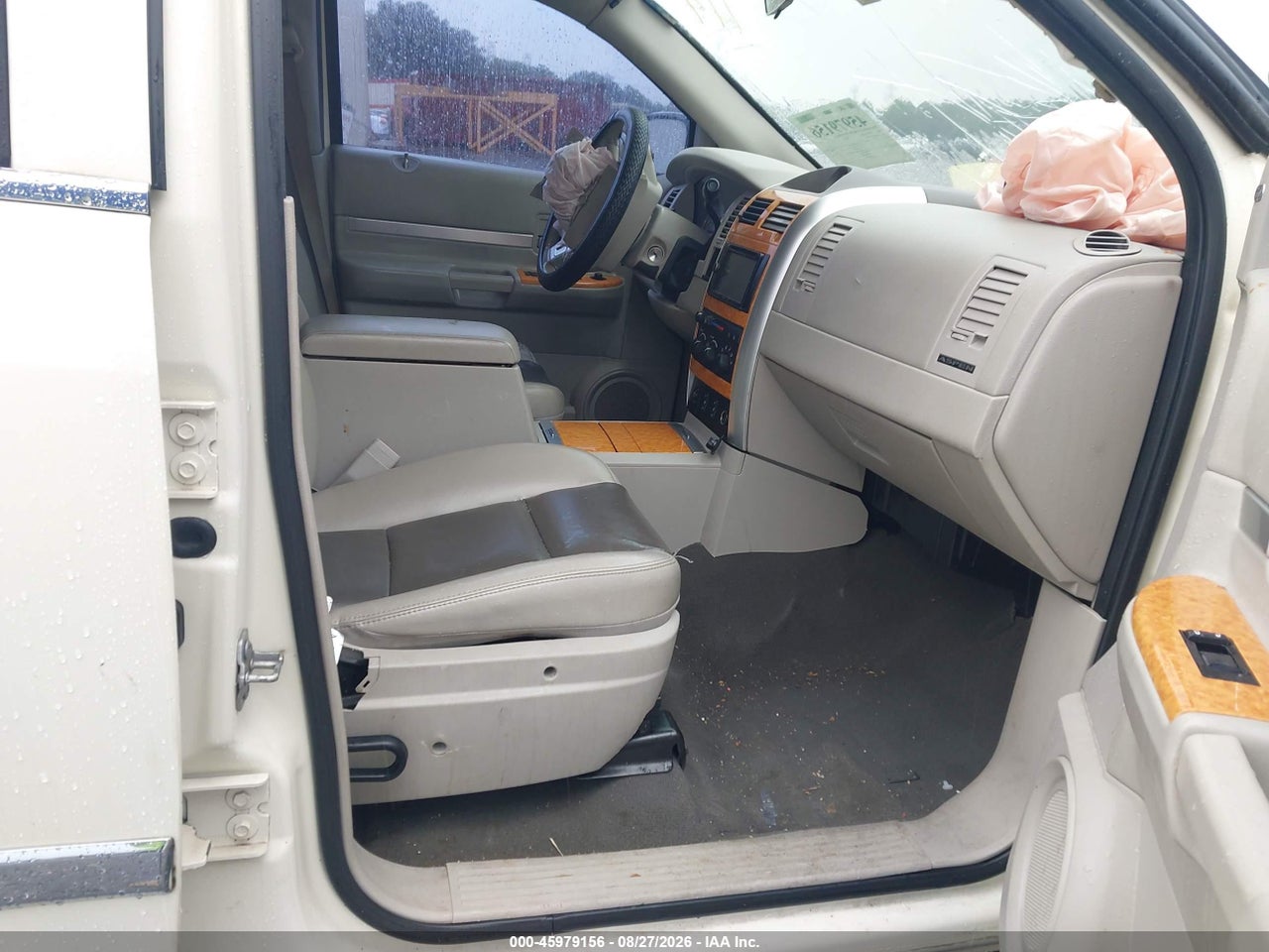2008 CHRYSLER ASPEN LIMITED · 5/11
