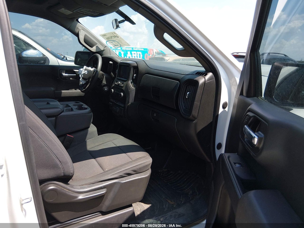2021 CHEVROLET SILVERADO 1500 4WD  STANDARD BED WT · 5/11