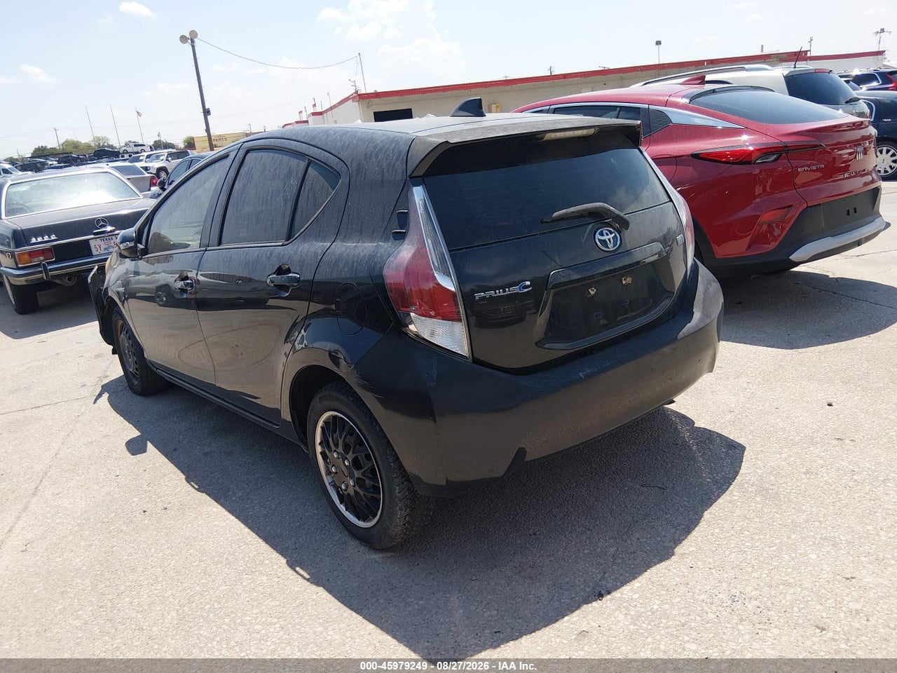 2016 TOYOTA PRIUS C TWO · 3/11