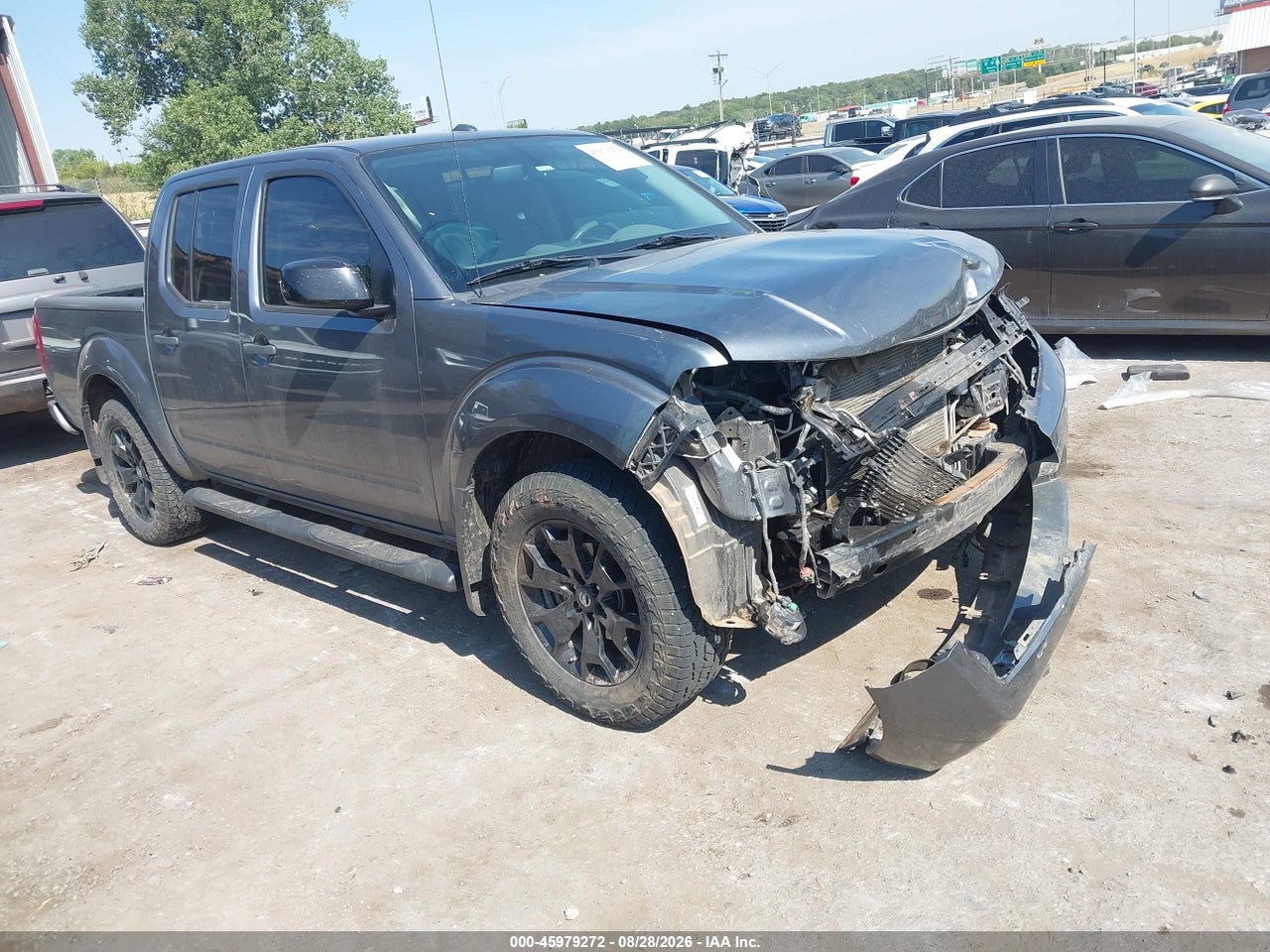 2018 NISSAN FRONTIER SV