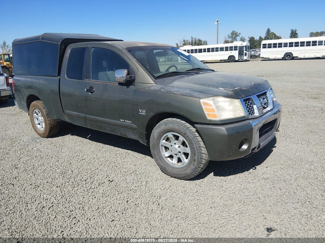 2004 NISSAN TITAN SE