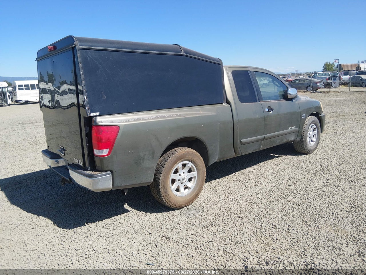 2004 NISSAN TITAN SE · 4/11
