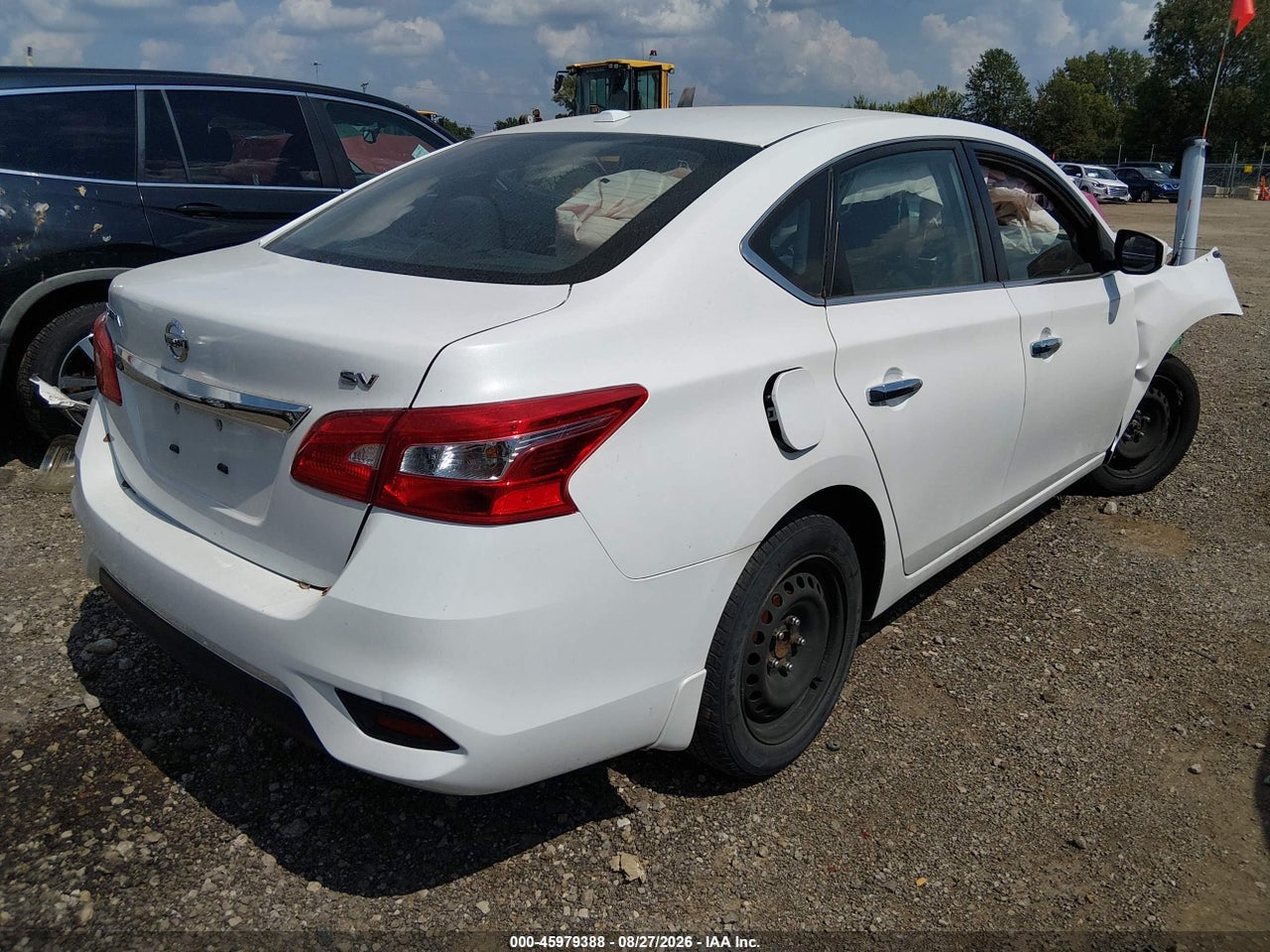 2016 NISSAN SENTRA SV · 4/11