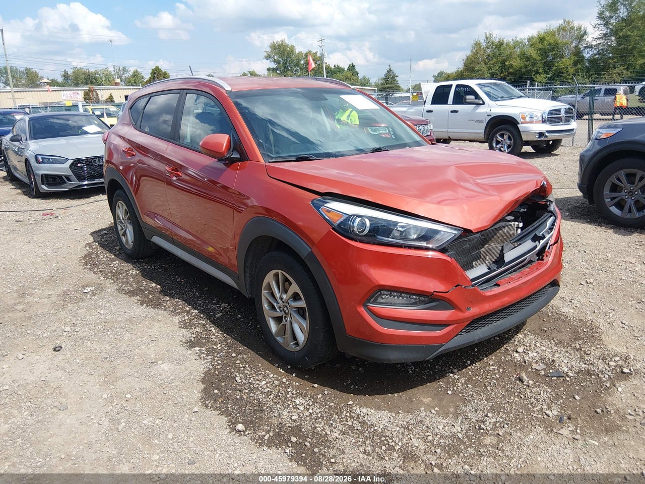 2017 HYUNDAI TUCSON SE