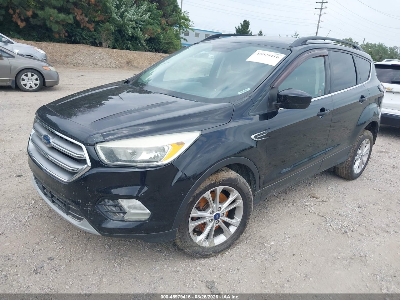 2017 FORD ESCAPE SE · 2/5
