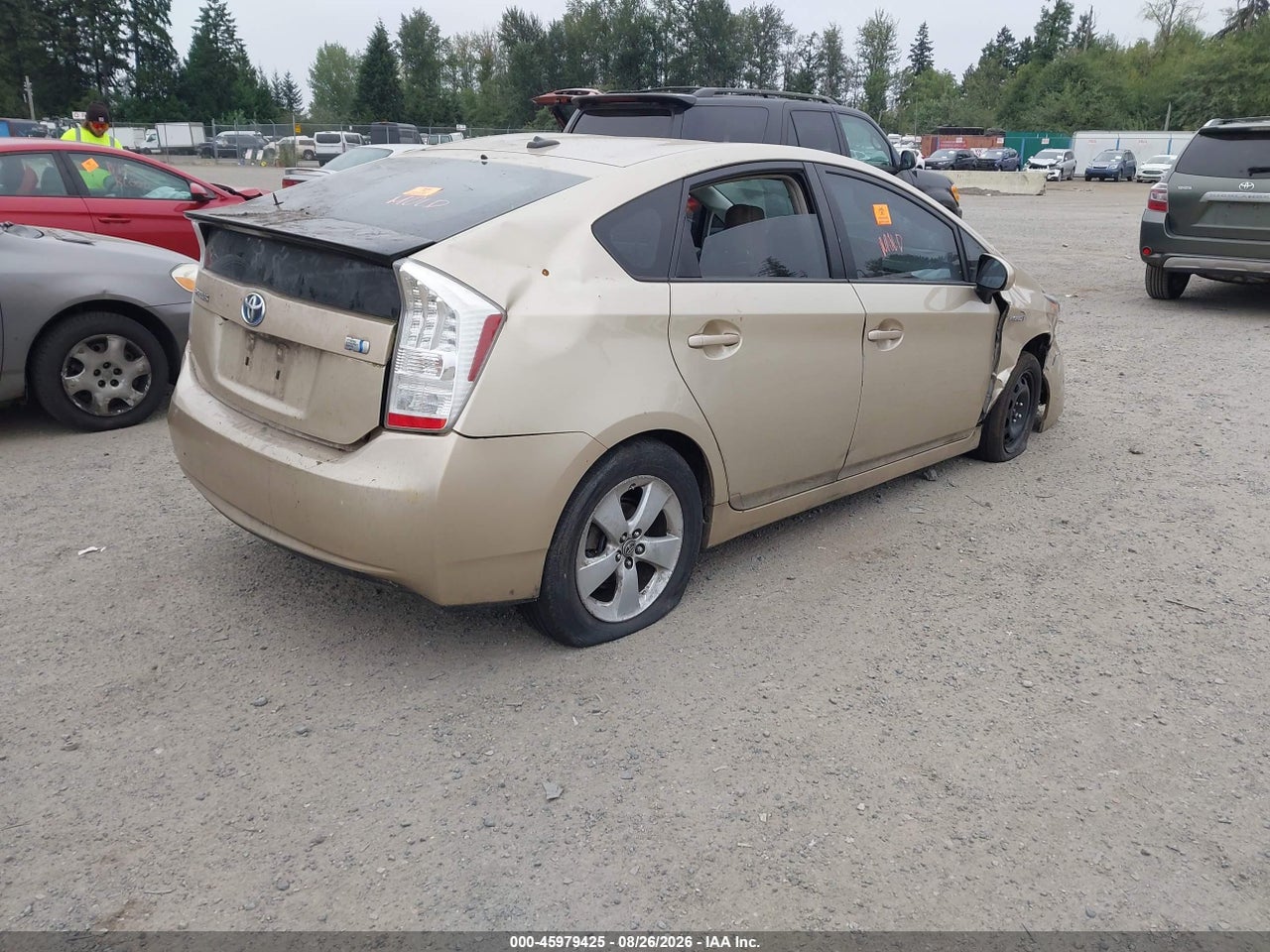 2010 TOYOTA PRIUS V · 4/10