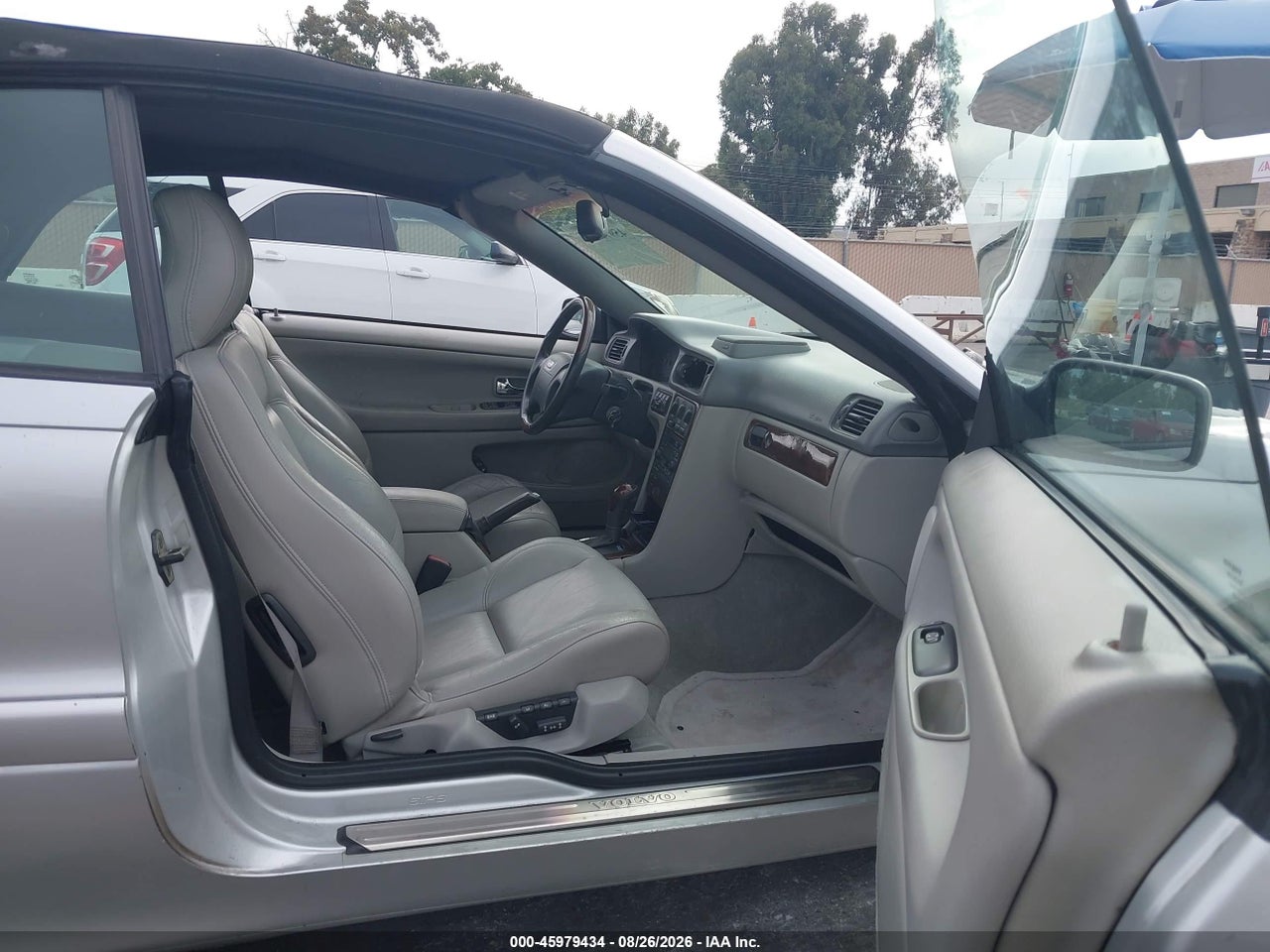 2004 VOLVO C70 LT · 5/11