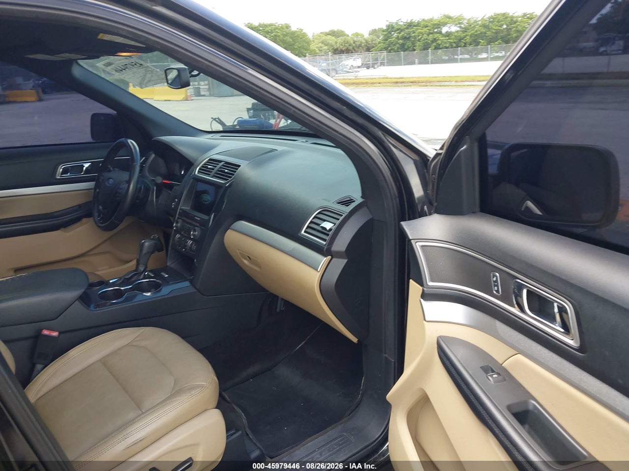 2017 FORD EXPLORER XLT · 5/11
