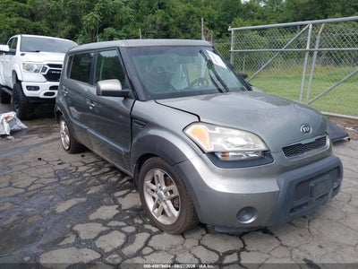2011 KIA SOUL +