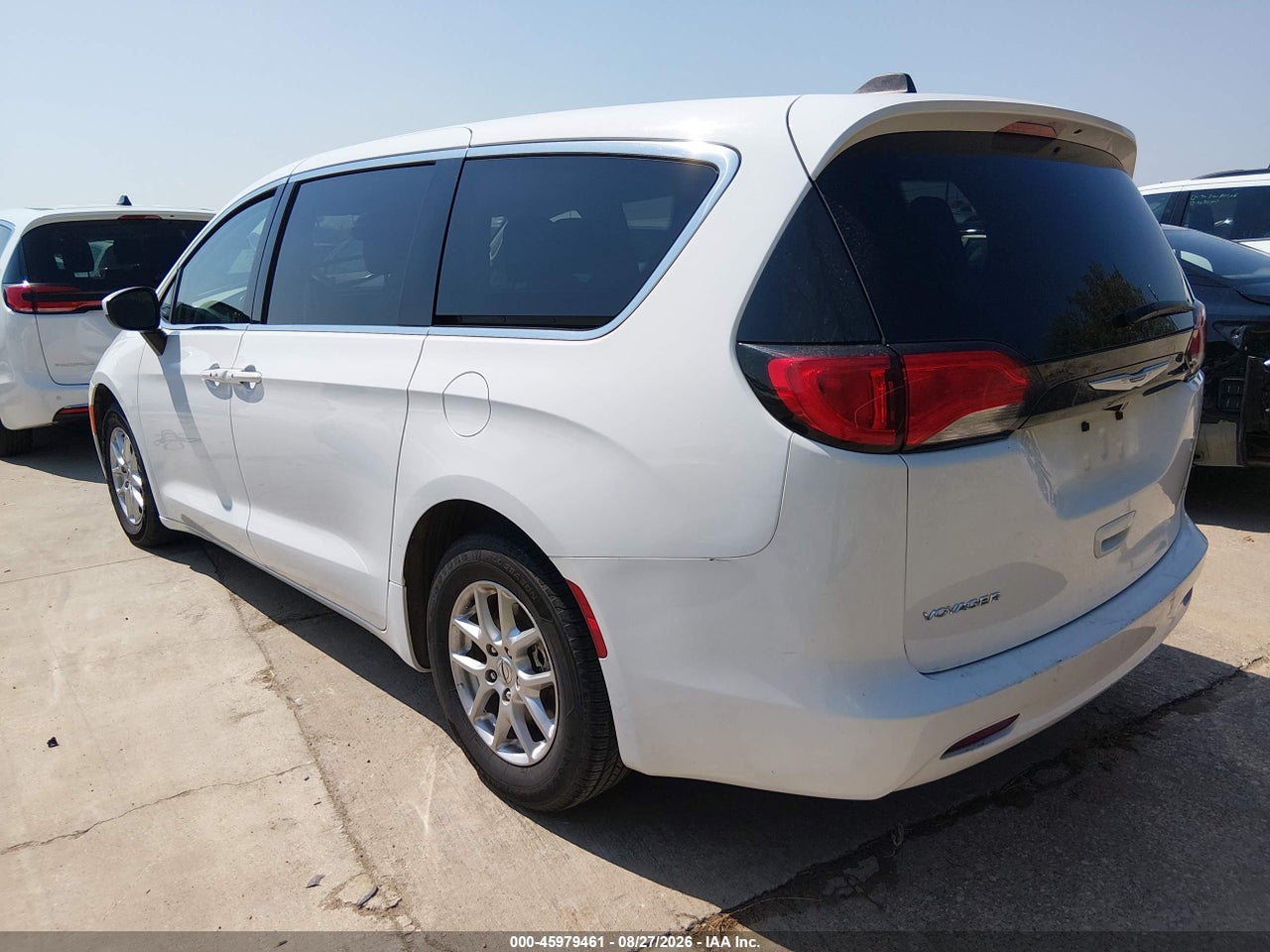 2023 CHRYSLER VOYAGER LX · 3/11