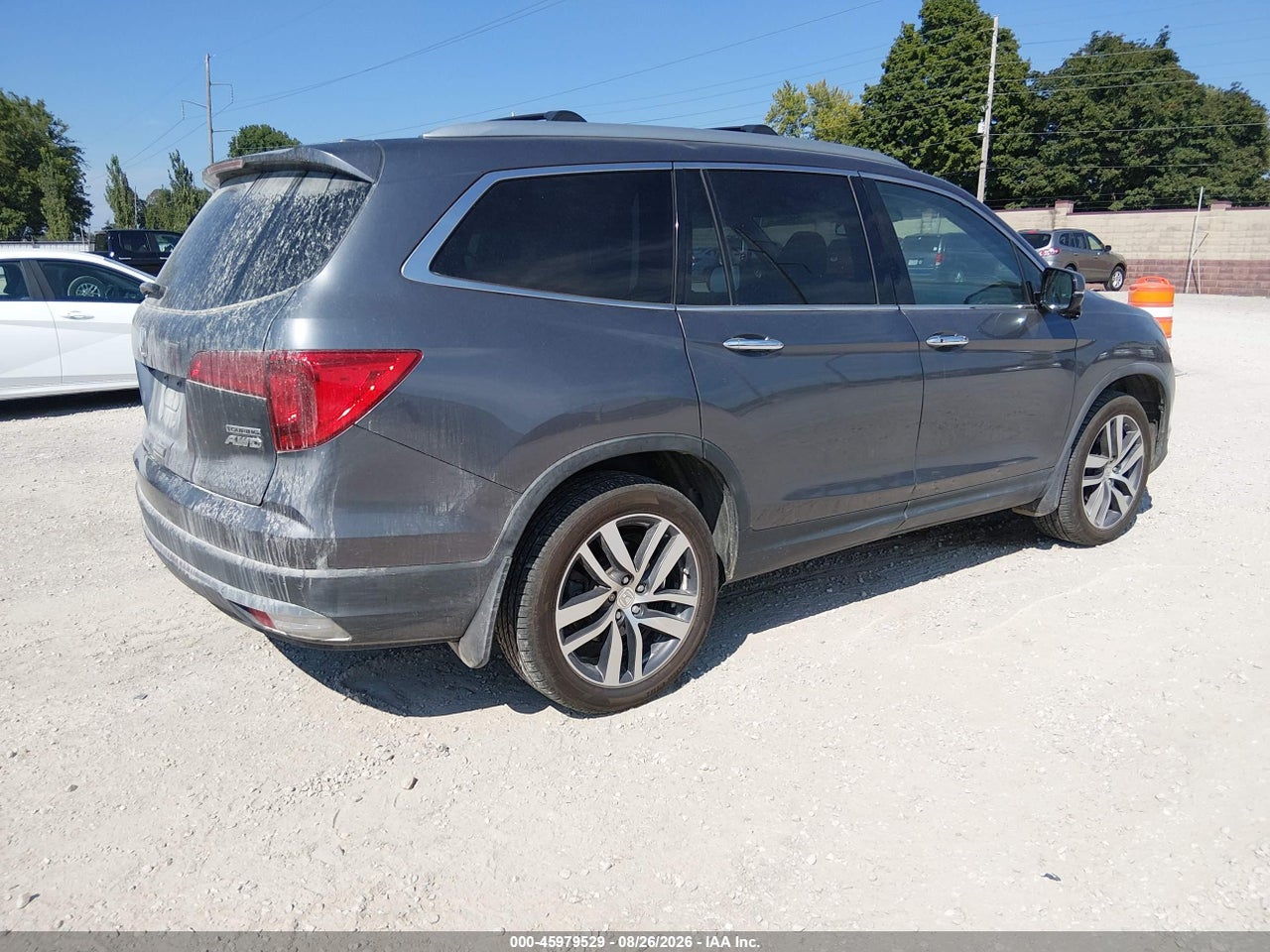 2017 HONDA PILOT TOURING · 4/11