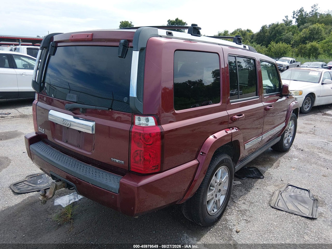 2010 JEEP COMMANDER LIMITED · 4/11