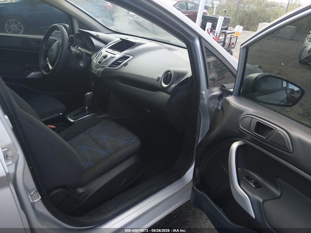 2011 FORD FIESTA SE · 5/11