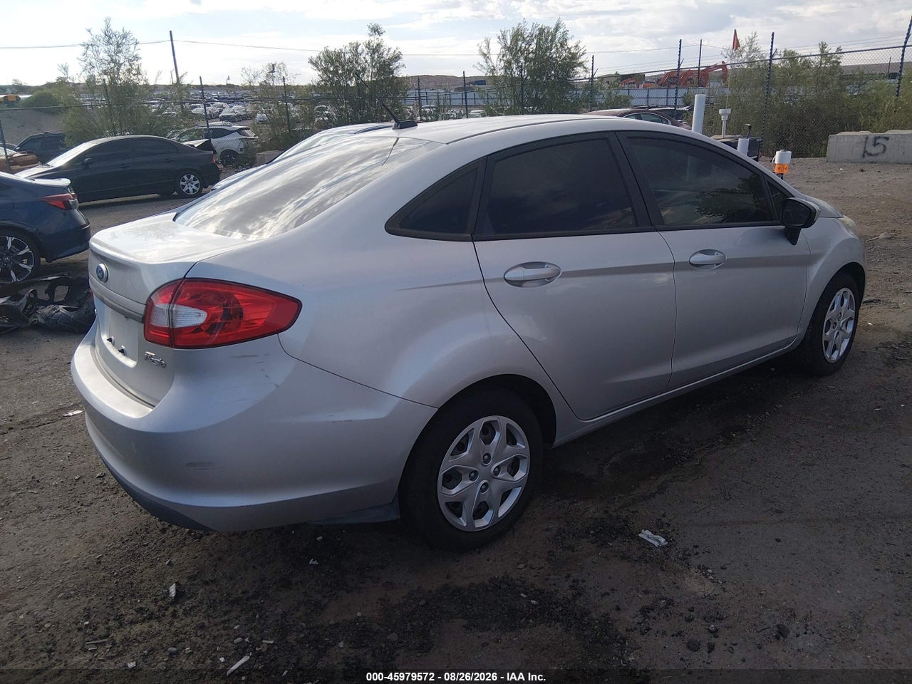 2011 FORD FIESTA SE · 4/11