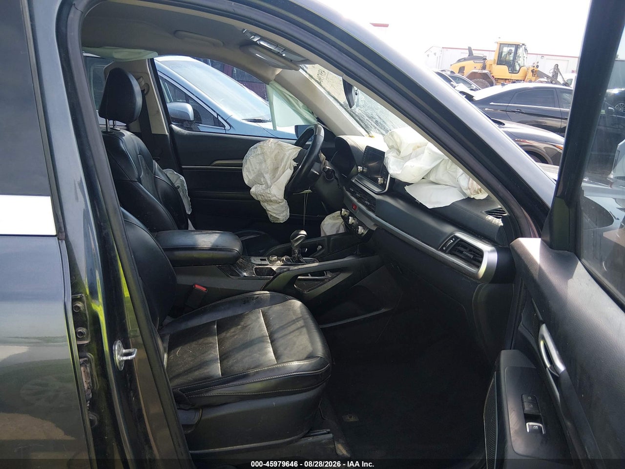 2020 KIA TELLURIDE   · 5/11