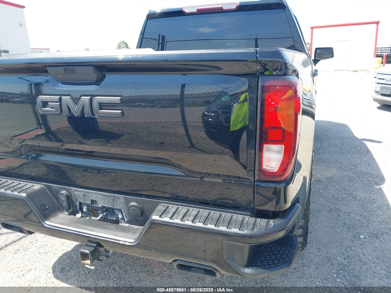 2021 GMC SIERRA 1500 4WD  SHORT BOX ELEVATION · 6/11