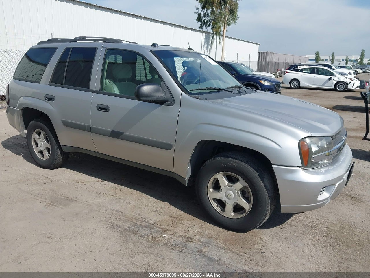 1GNDT13S752****** · 2005 CHEVROLET TRAILBLAZER LS
