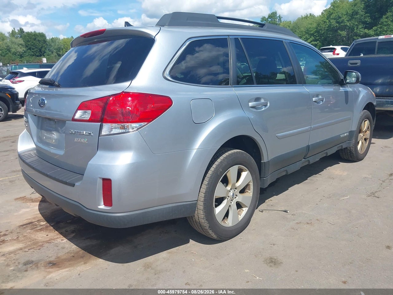 2012 SUBARU OUTBACK 2.5I LIMITED · 4/11