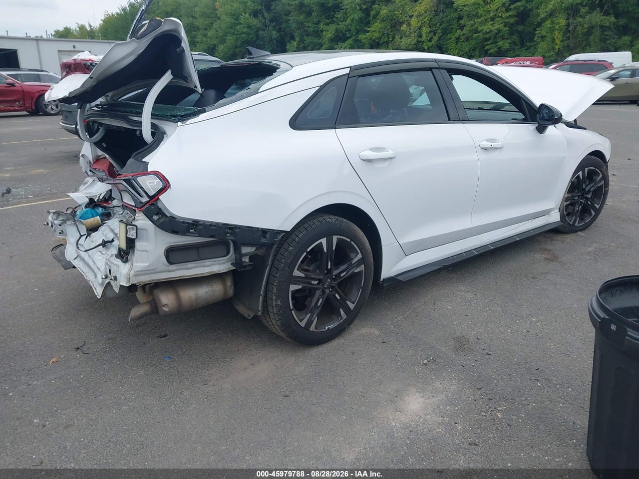 2021 KIA K5 GT-LINE · 4/11