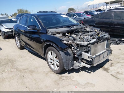 SJKCH5CP8HA****** · 2017 INFINITI QX30
