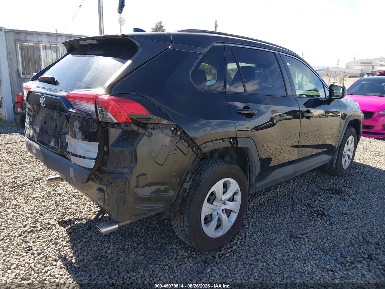 2019 TOYOTA RAV4 LE · 4/11