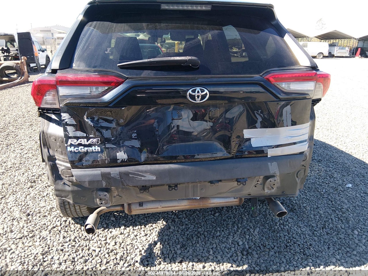 2019 TOYOTA RAV4 LE · 6/11