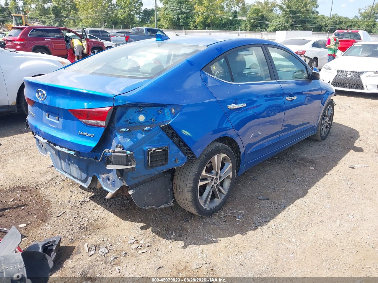 2017 HYUNDAI ELANTRA LIMITED · 4/11
