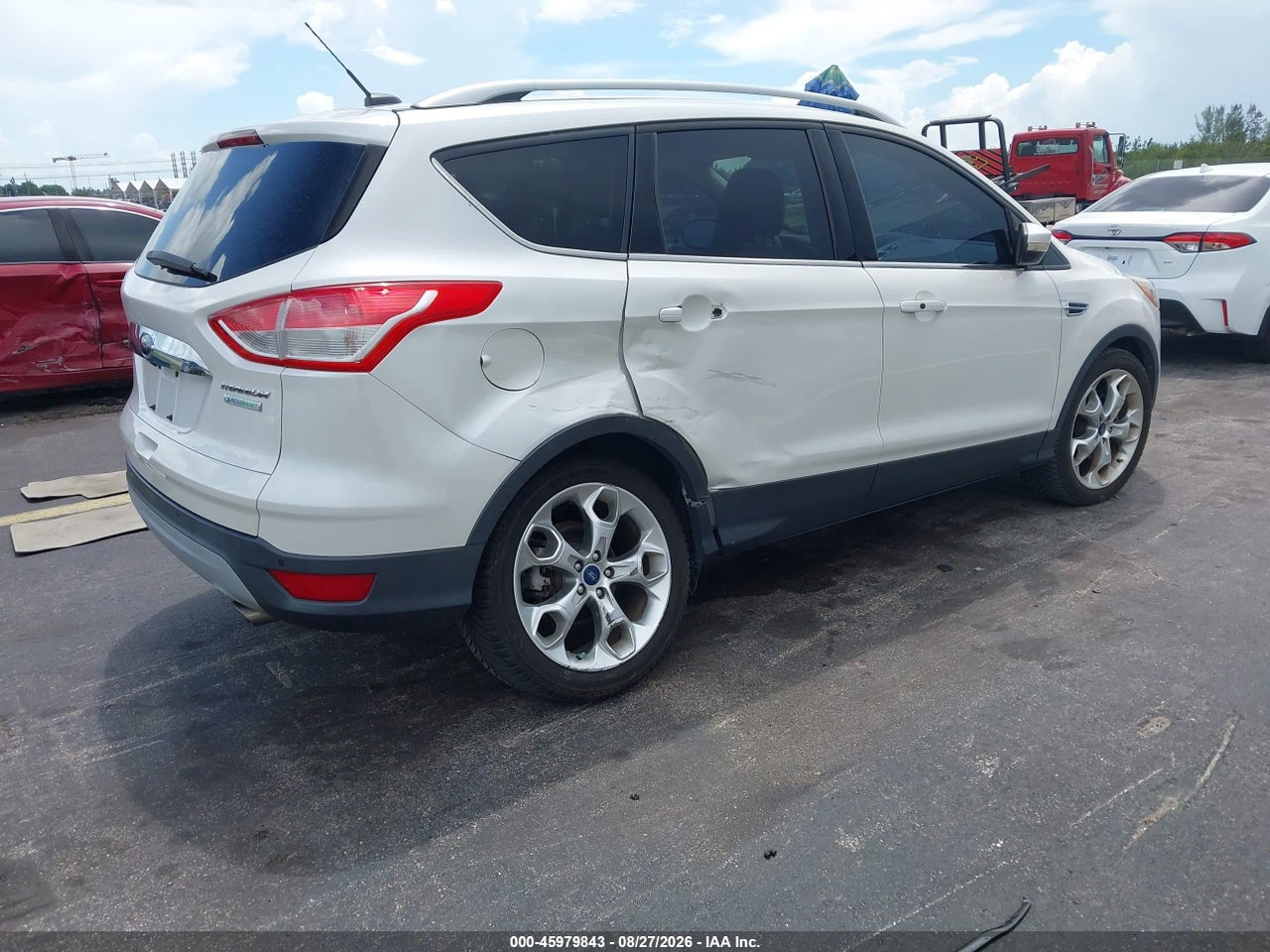 2015 FORD ESCAPE TITANIUM · 4/10