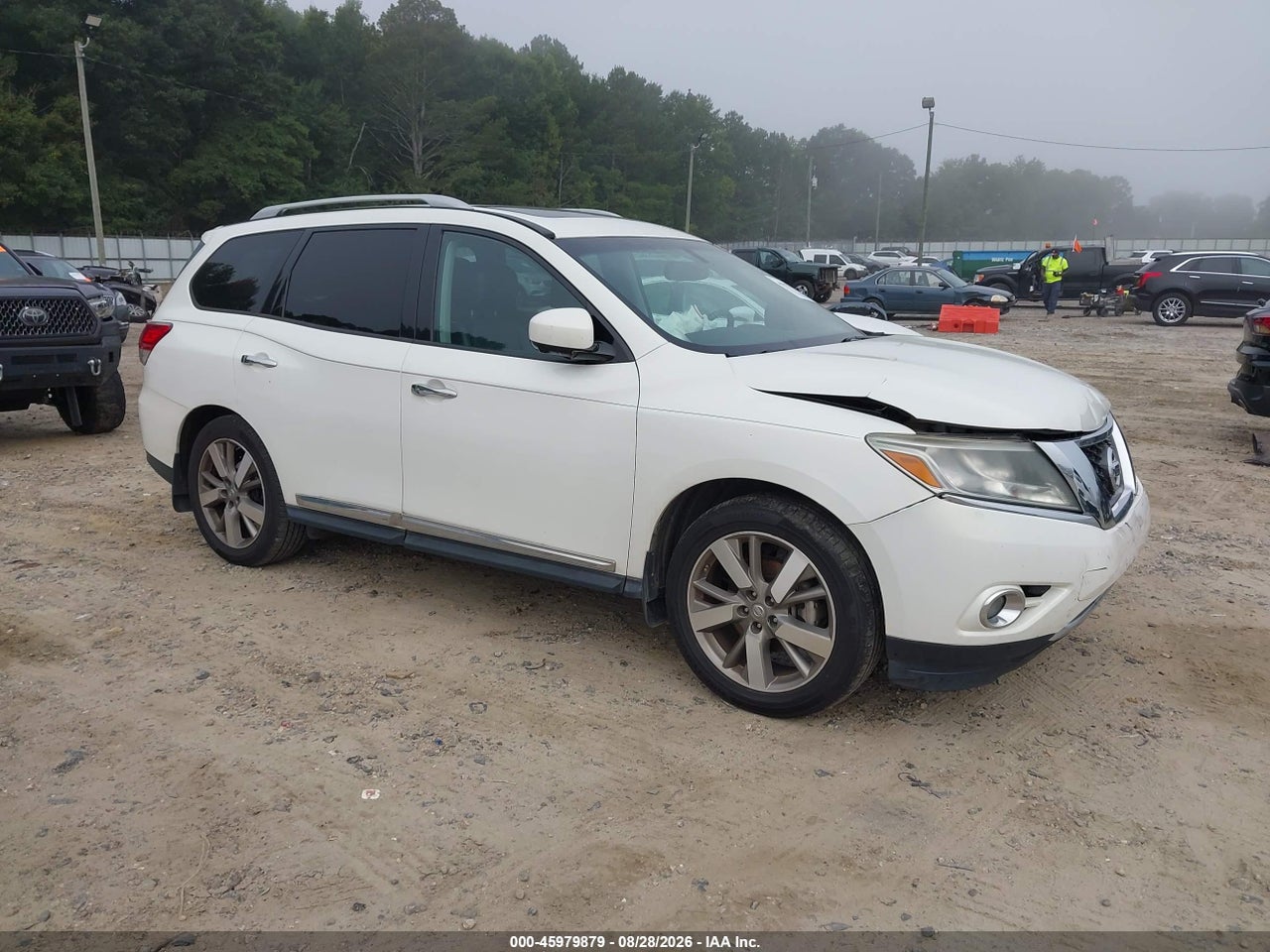 2014 NISSAN PATHFINDER PLATINUM