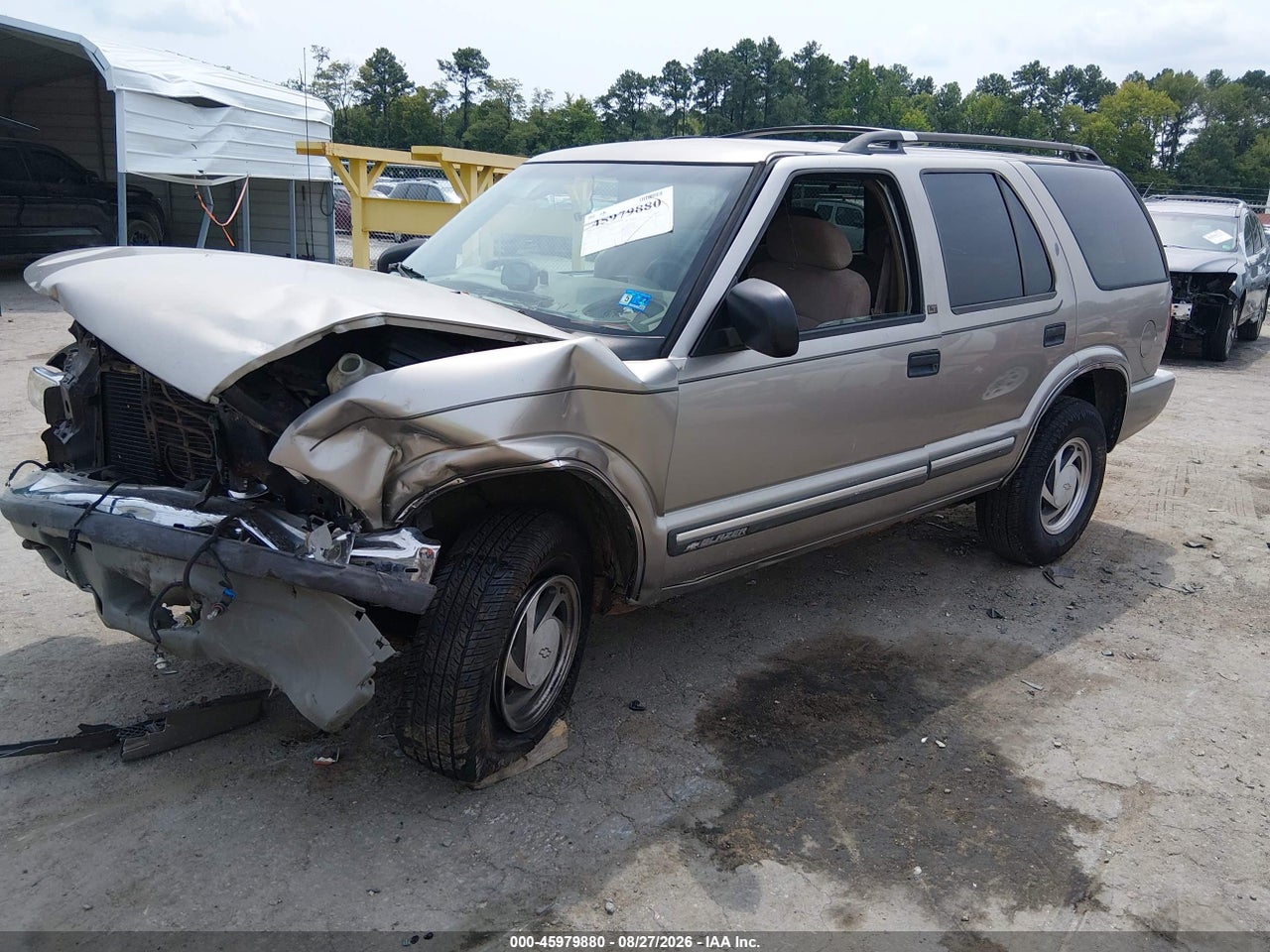 2001 CHEVROLET BLAZER LT · 2/10
