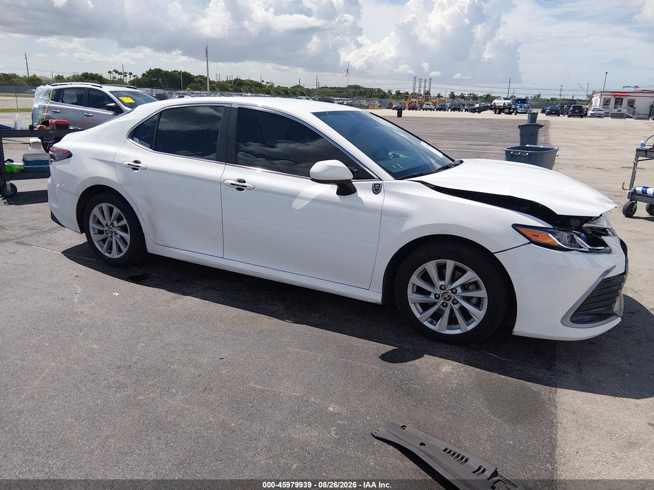 4T1C11AK9MU****** · 2021 TOYOTA CAMRY LE