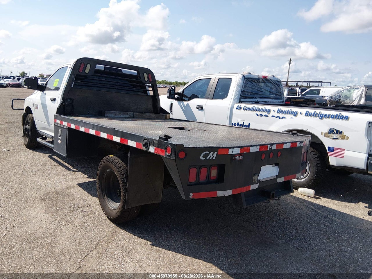 2012 RAM 3500 CHASSIS ST/SLT · 3/4