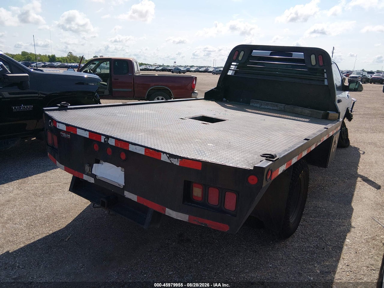 2012 RAM 3500 CHASSIS ST/SLT · 4/4