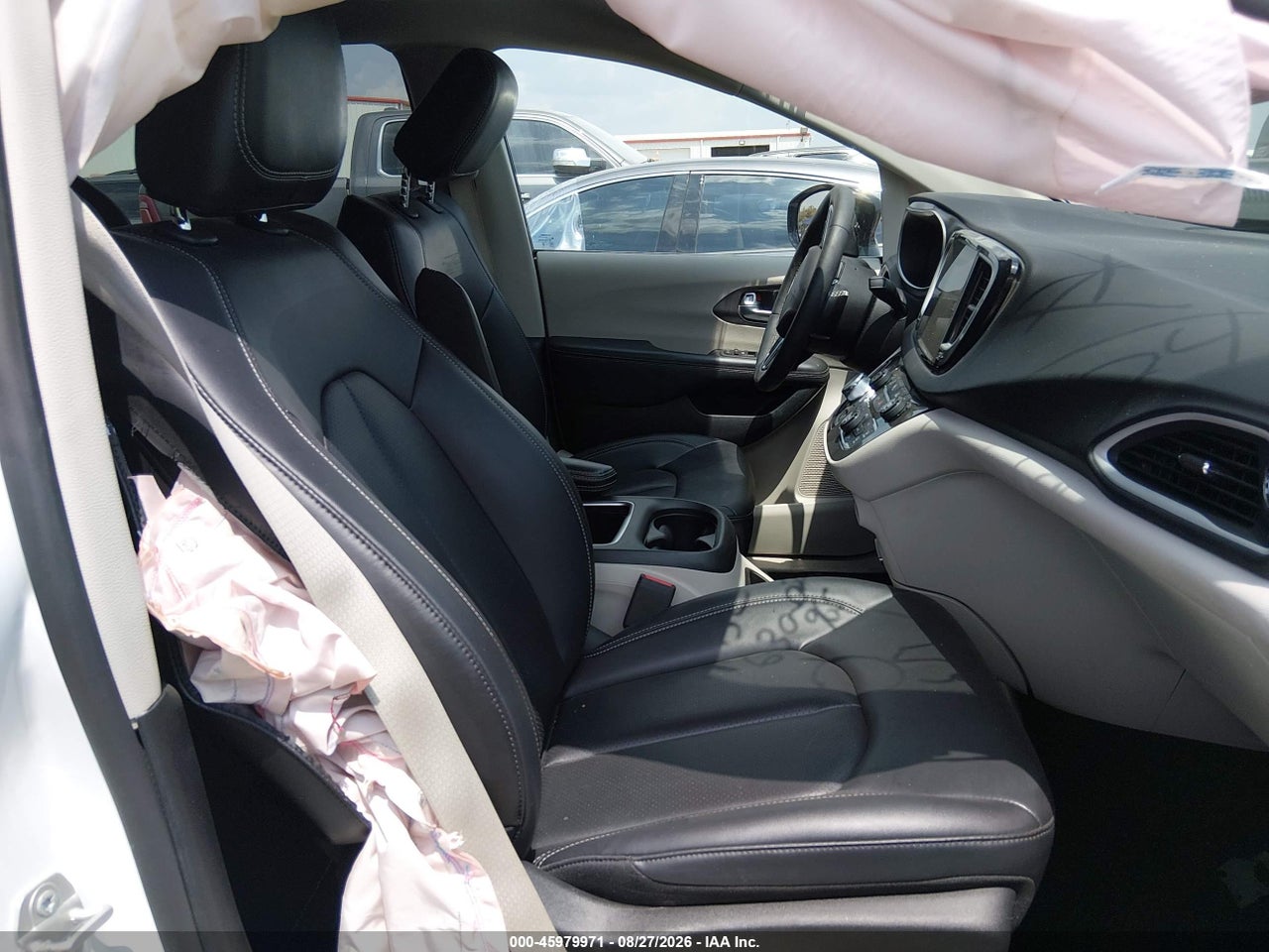 2024 CHRYSLER PACIFICA TOURING L · 5/11