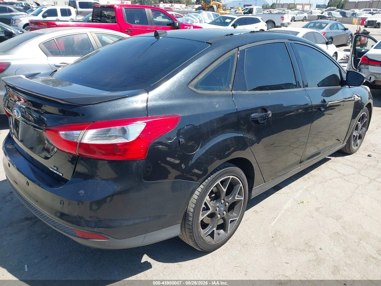 2013 FORD FOCUS SE · 4/11