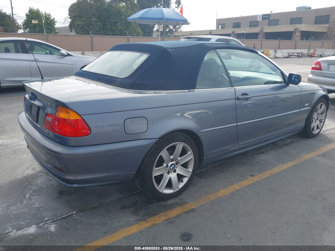 2003 BMW 325CI · 4/11