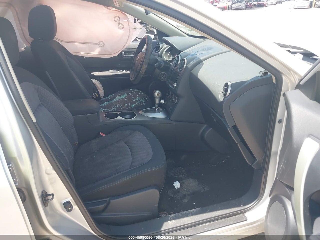 2011 NISSAN ROGUE SV · 5/10