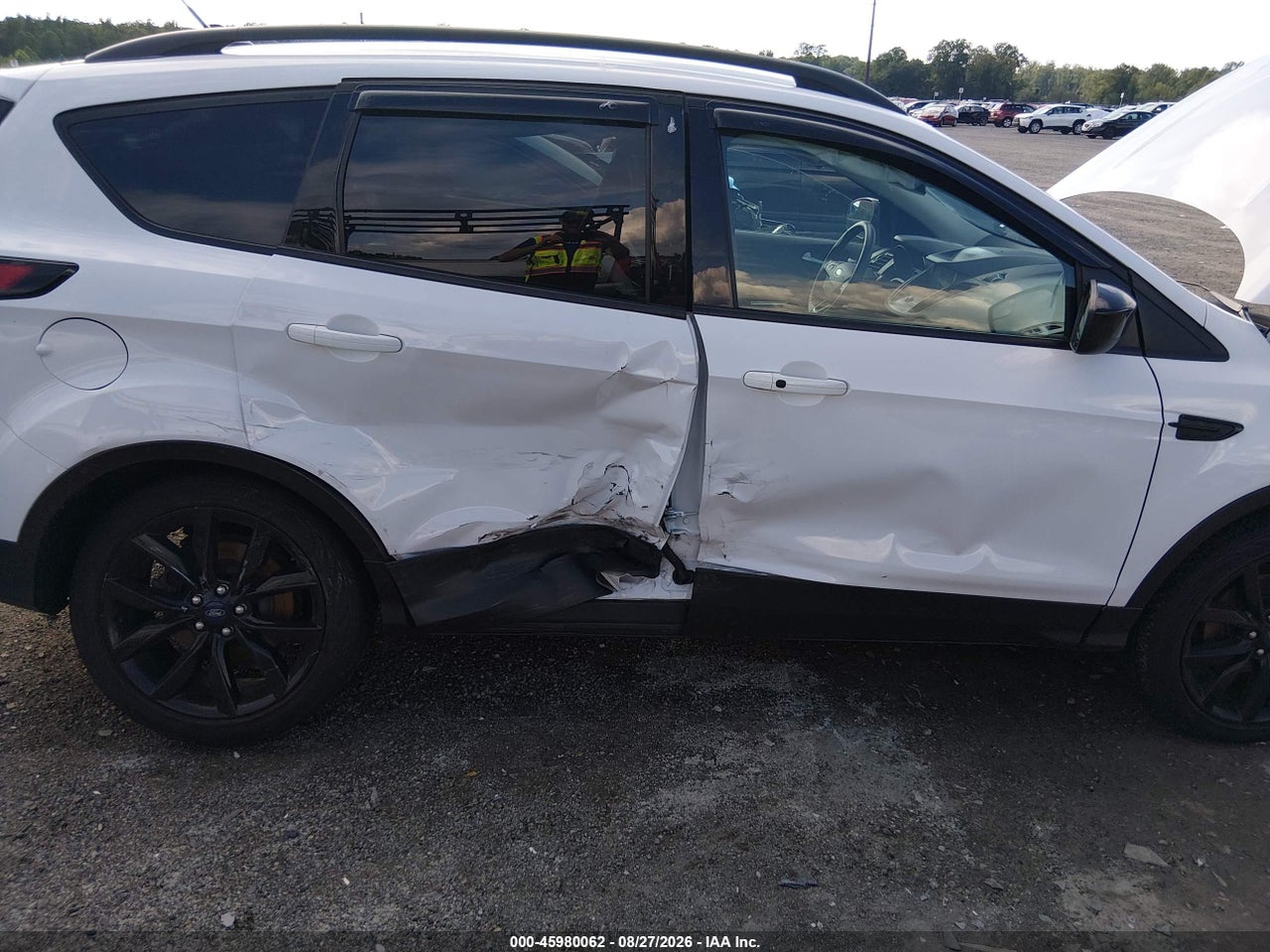 2019 FORD ESCAPE SE · 6/11