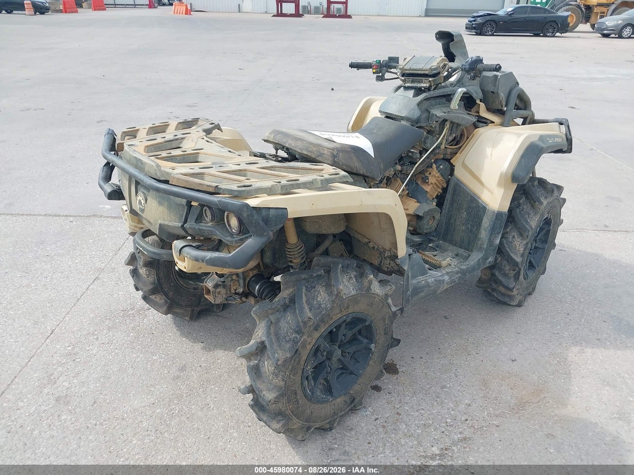 2023 CAN-AM OUTLANDER X MR 1000R · 4/10
