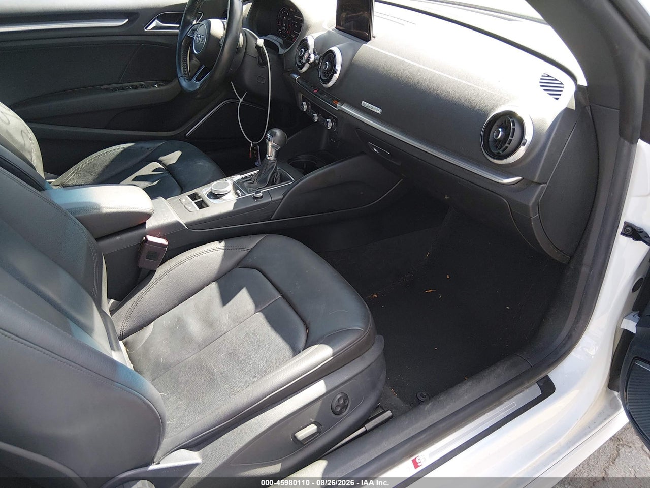 2018 AUDI A3 2.0T PREMIUM/2.0T TECH PREMIUM · 5/8