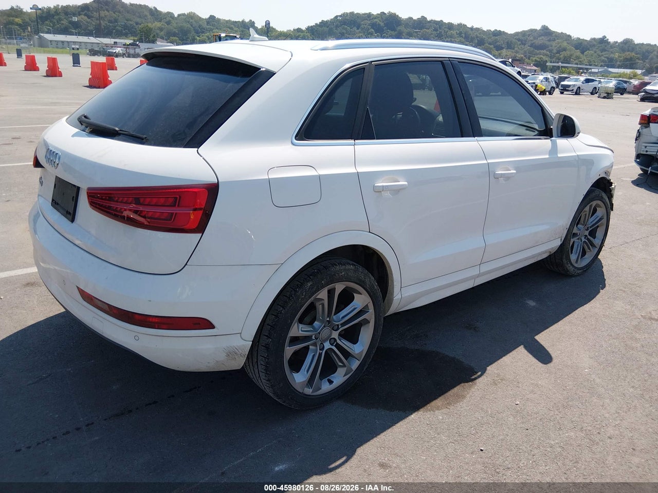 2017 AUDI Q3 2.0T PREMIUM · 4/11