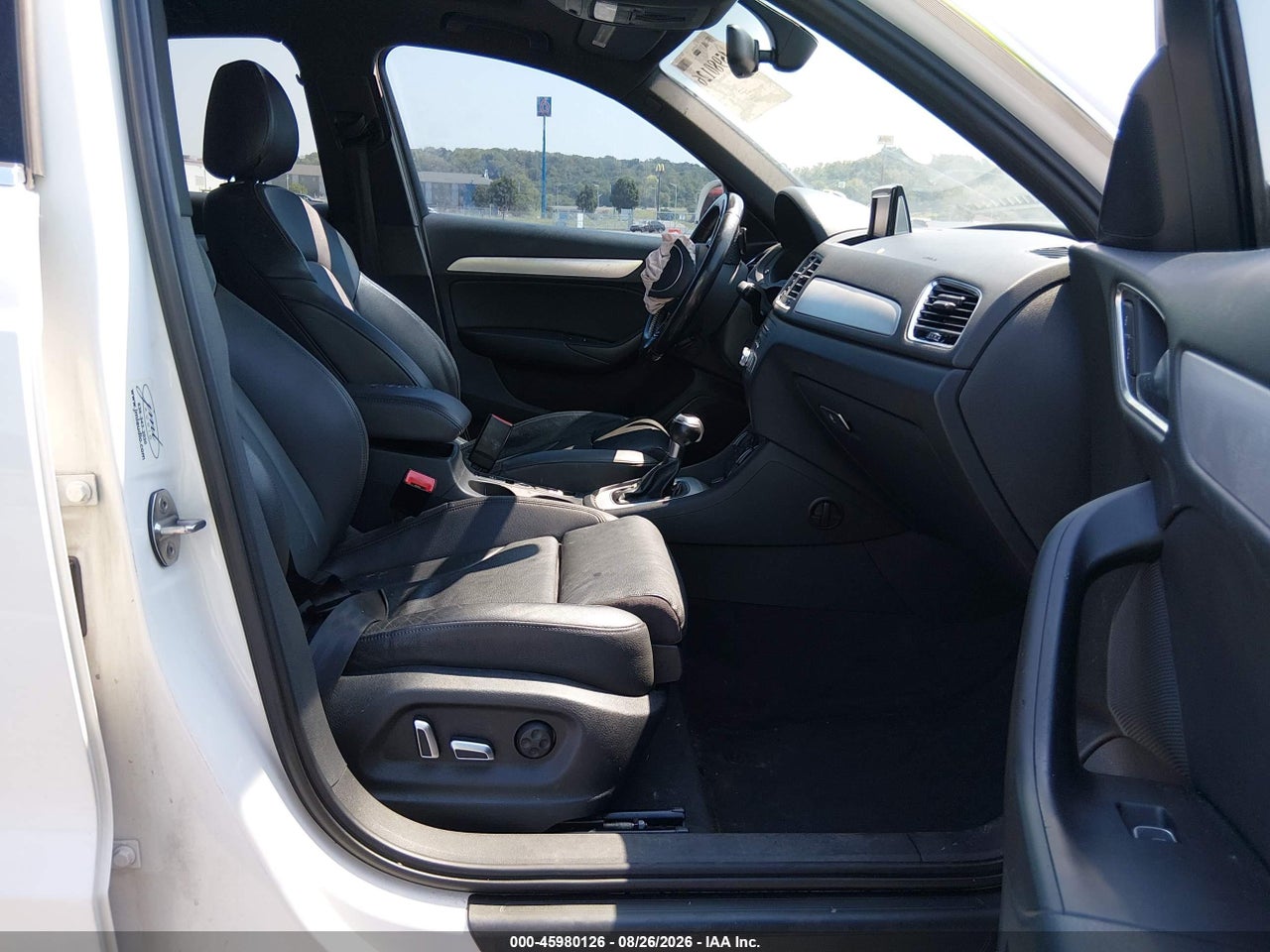 2017 AUDI Q3 2.0T PREMIUM · 5/11