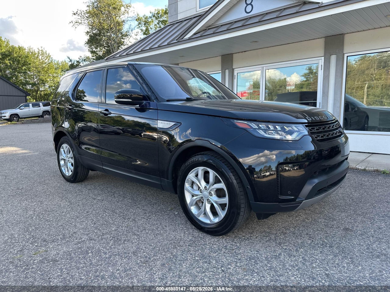 2019 LAND ROVER DISCOVERY SE