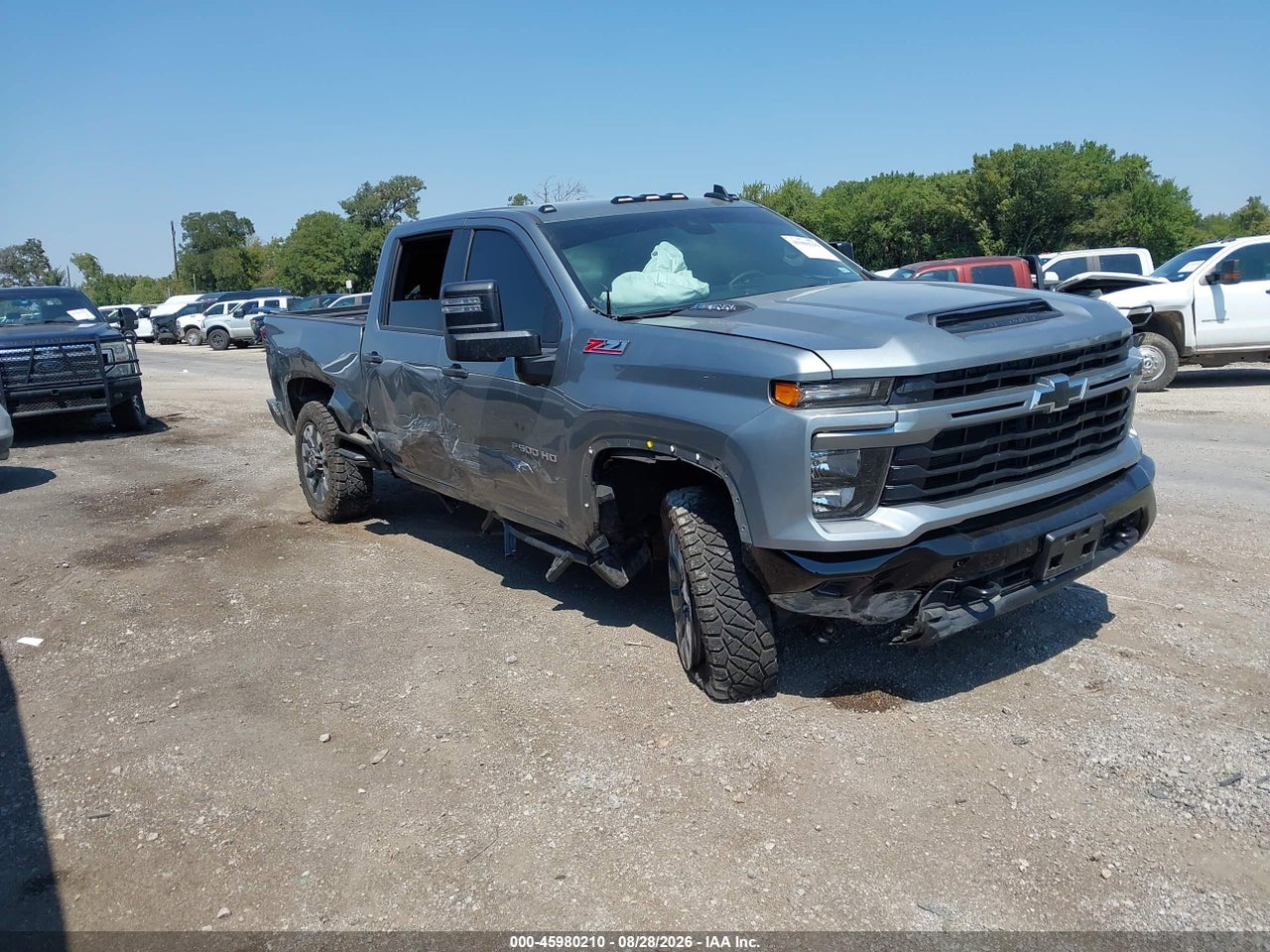 2024 CHEVROLET SILVERADO 2500HD 4WD  STANDARD BED CUSTOM