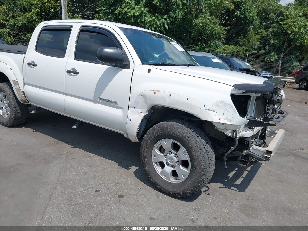 3TMLU4EN8FM****** · 2015 TOYOTA TACOMA BASE V6