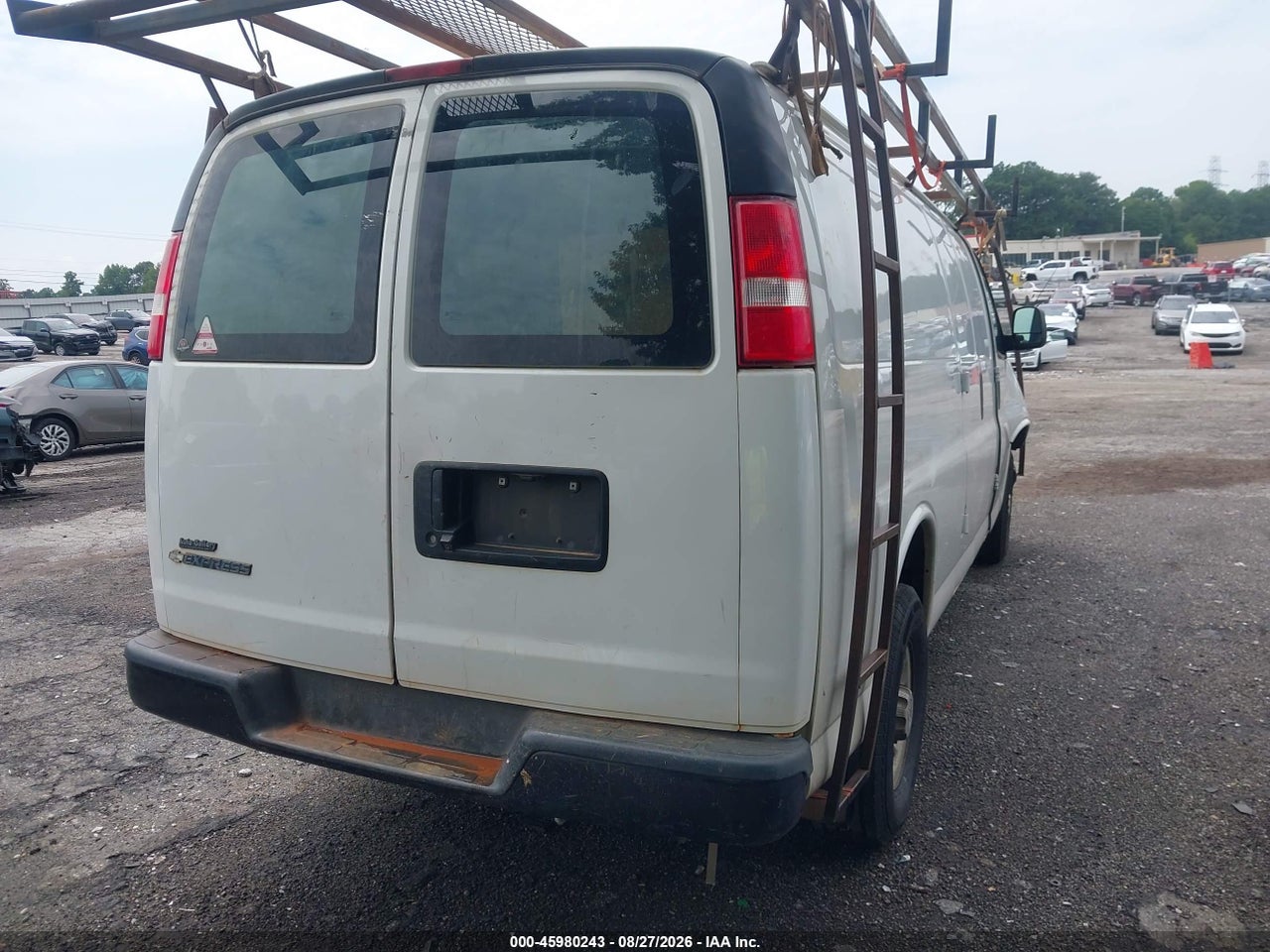 2020 CHEVROLET EXPRESS CARGO RWD 2500 EXTENDED WHEELBASE WT · 4/11