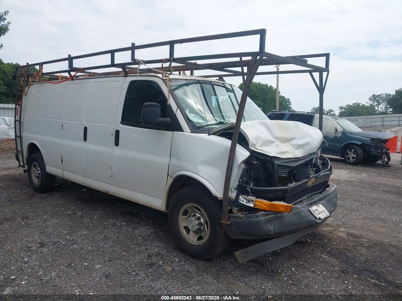 1GCWGBFP5L1****** · 2020 CHEVROLET EXPRESS CARGO RWD 2500 EXTENDED WHEELBASE WT